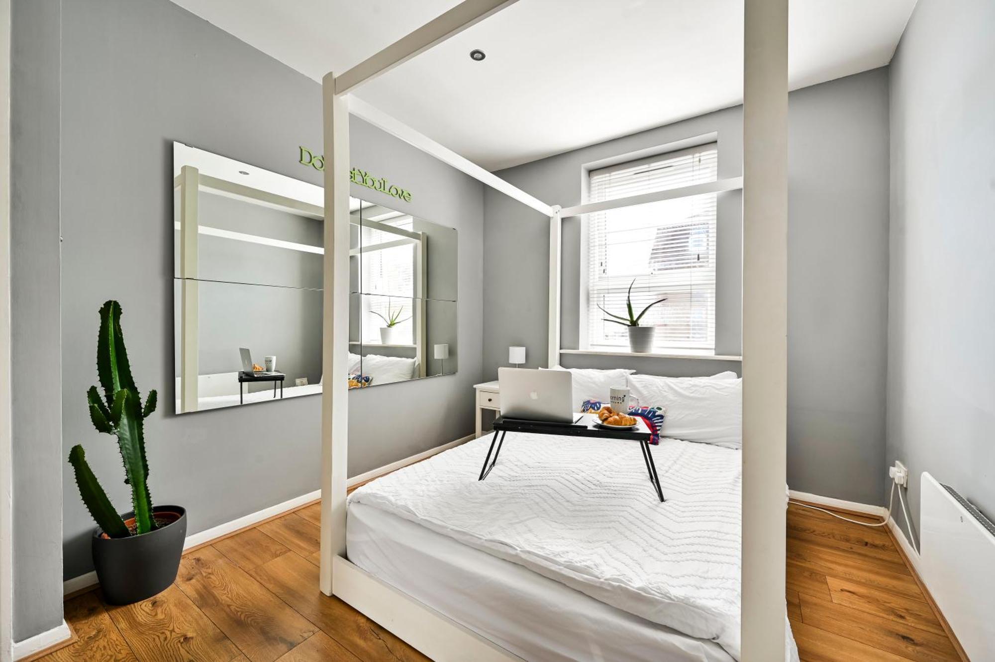 Апартаменти Cosy 1-Bed E15, Sleeps 4, 1 Min From Tube Station Near O2 Arena Лондон Екстер'єр фото